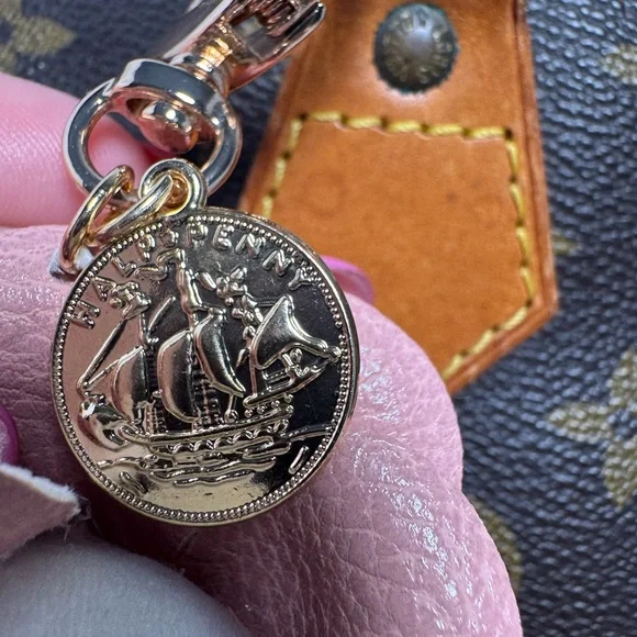 Pink Rose Flower Bag Charm Keychain PU (Vegan) Leather Gold Tone Hardware - Picture 5 of 6